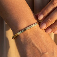 Thumbnail for Geschenk zum abschluss — Nahaufnahme der Details, Gold | SKU: 4214557-gold-color