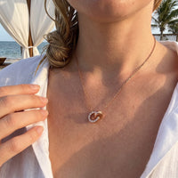 Thumbnail for Collier pendentif femme — photo portée, taille réelle, or rose | SKU: 25535378-rose-gold