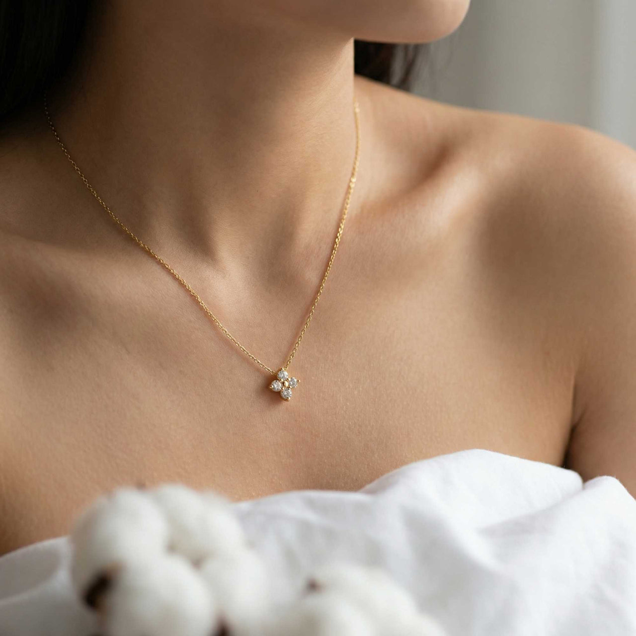 Kristall Blumen Anhänger Kette