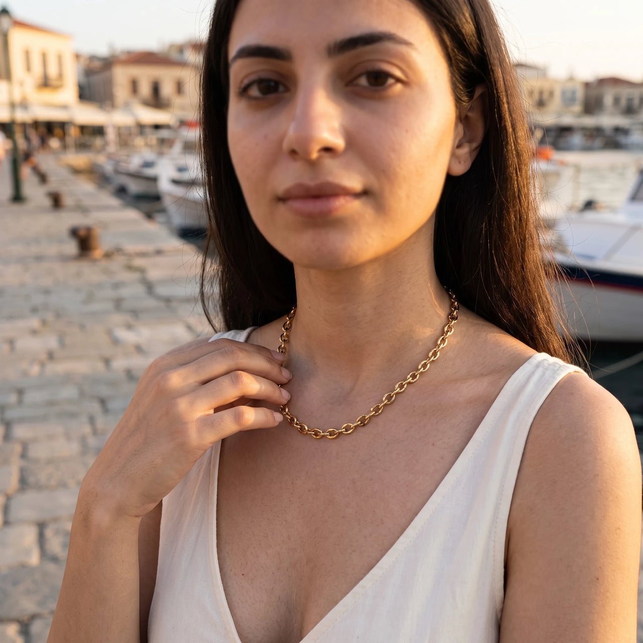 The Chain, gold necklace — worn gesture | SKU: lachaine