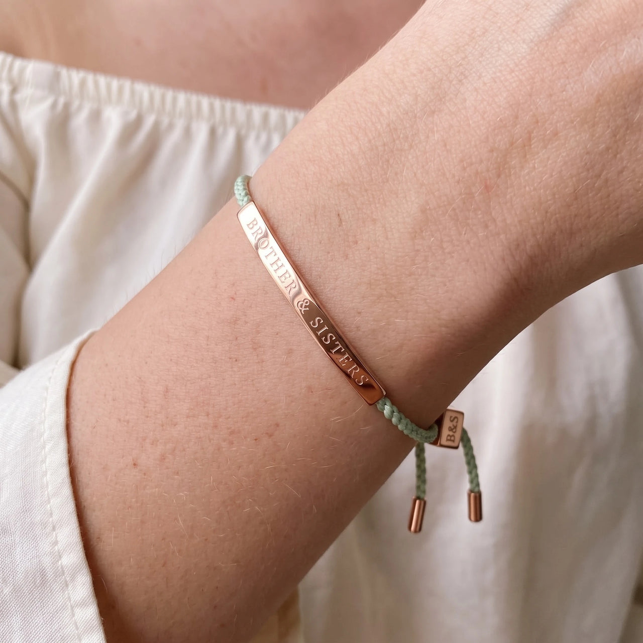 La Nature, rose gold bracelet — close up | SKU: lanature-rg