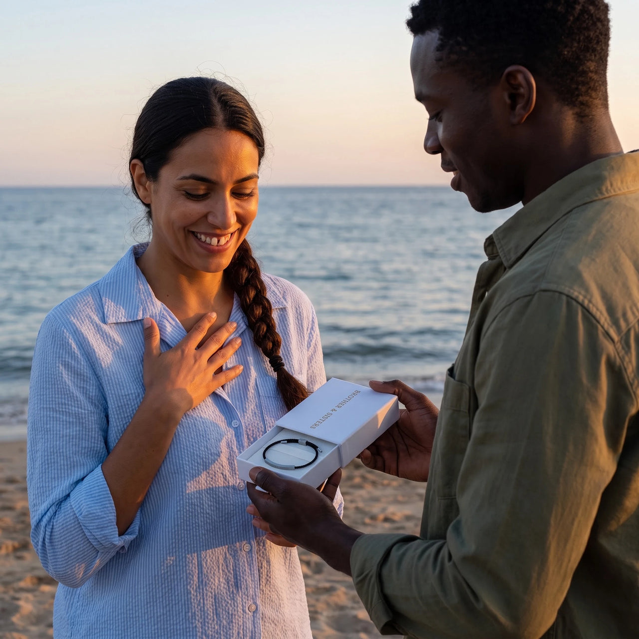 Le Caviar, silver bracelet — gift reveal | SKU: lecaviar-wg
