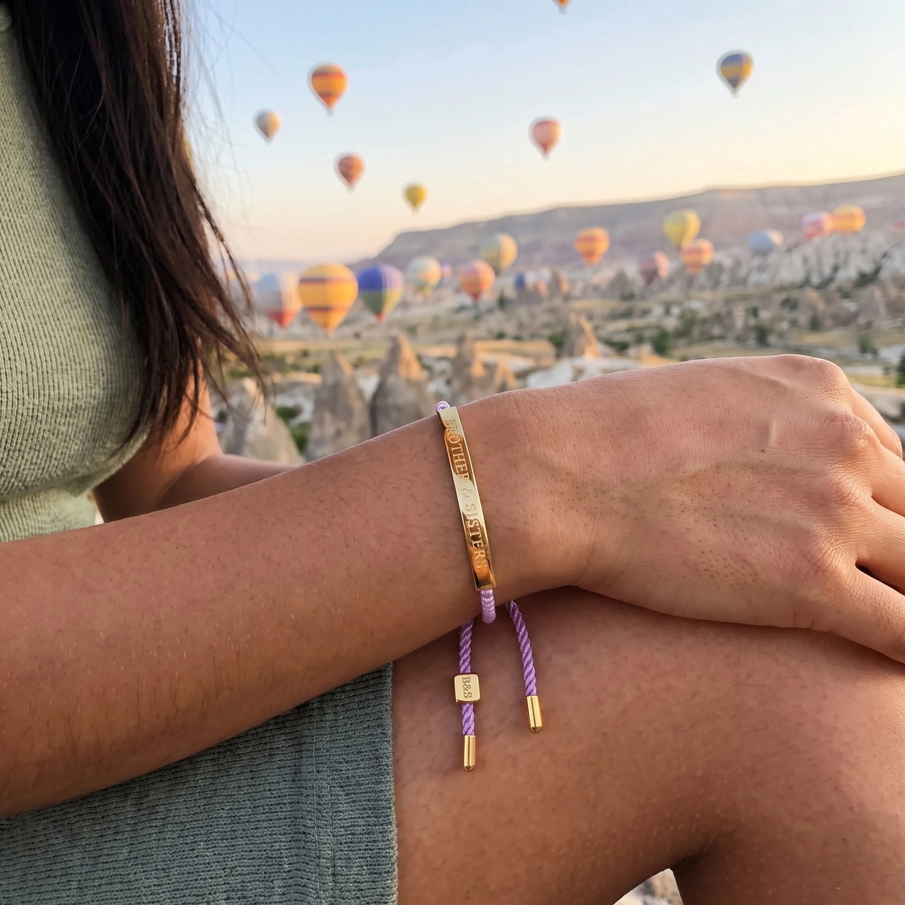 Le Mauve, gold bracelet — getaway | SKU: lemauve-g