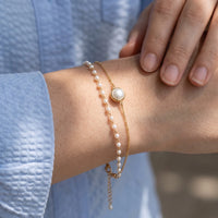 Thumbnail for The Pure, gold bracelet — close up | SKU: l-epure