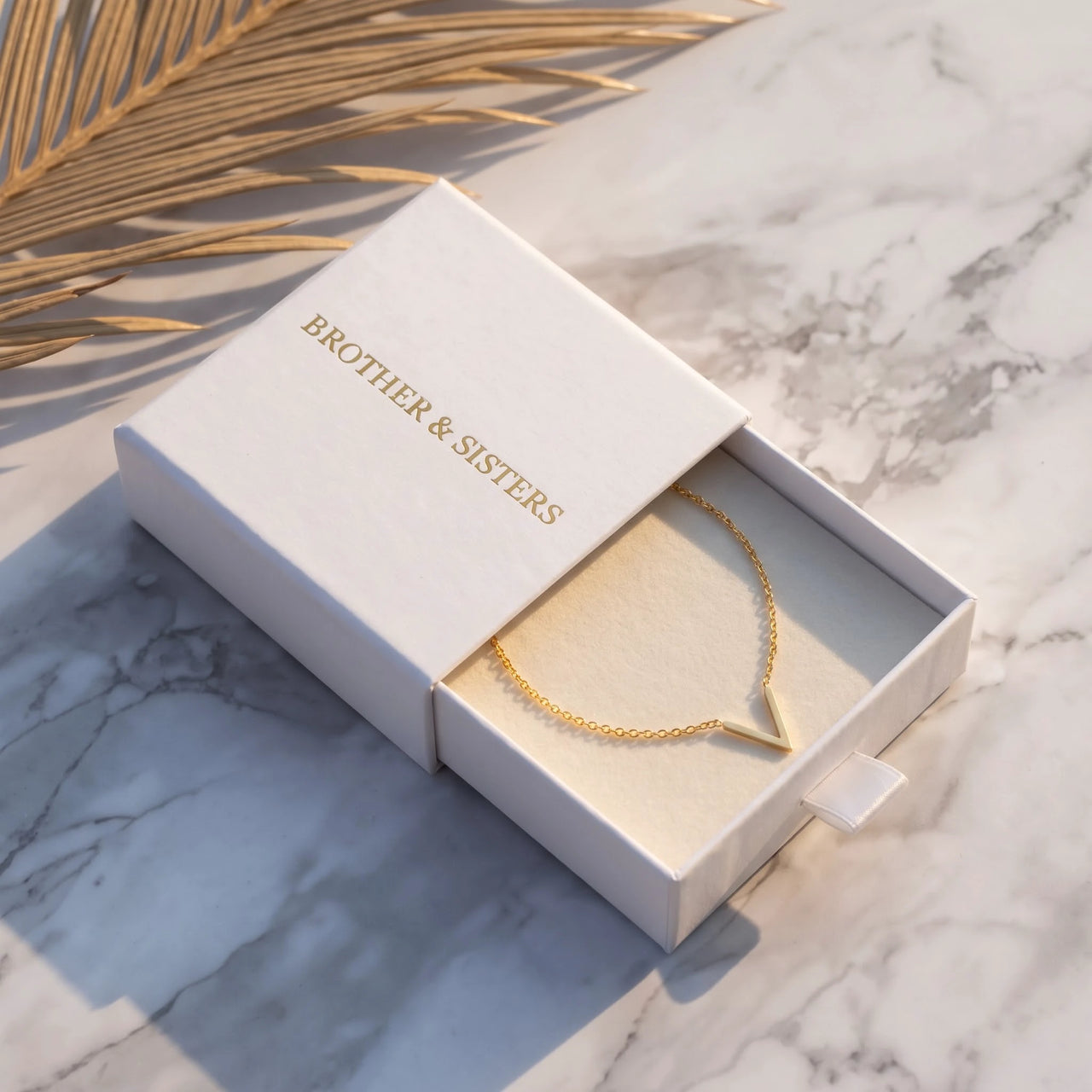 Gold bracelet in the Brother & Sisters gift box | SKU: 9443177-gold
