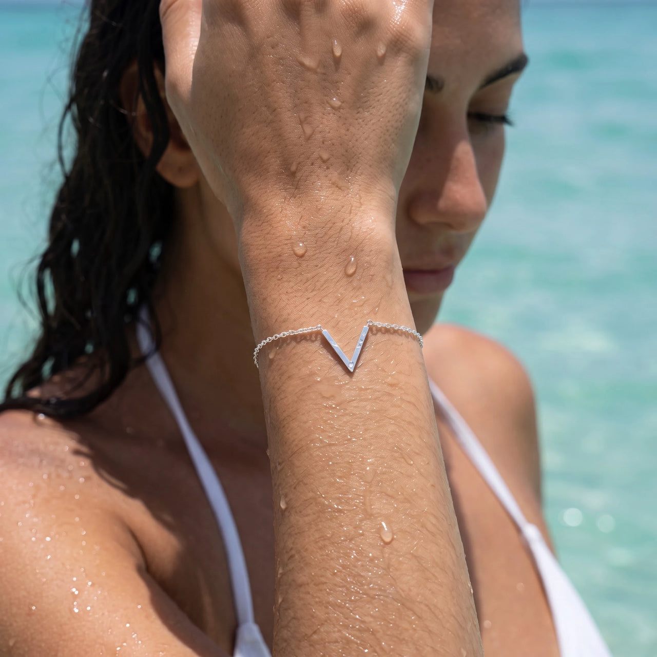 Silver bracelet worn in the sea, waterproof stainless steel with water drops | SKU: 9443177-white-gold