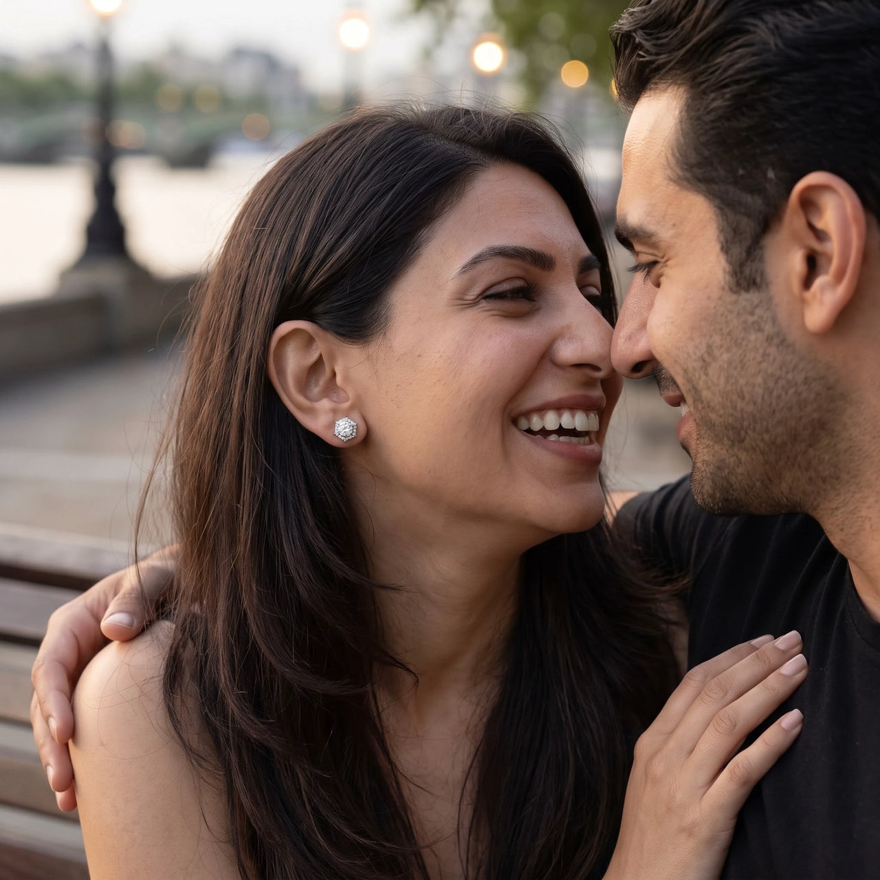 A couple on a date, she wears the silver ring | SKU: 30876249