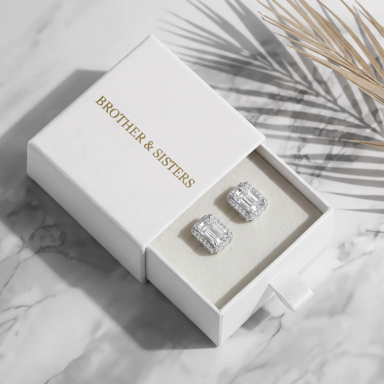 Silver stud earrings with the Brother & Sisters gift box | SKU: 22683128